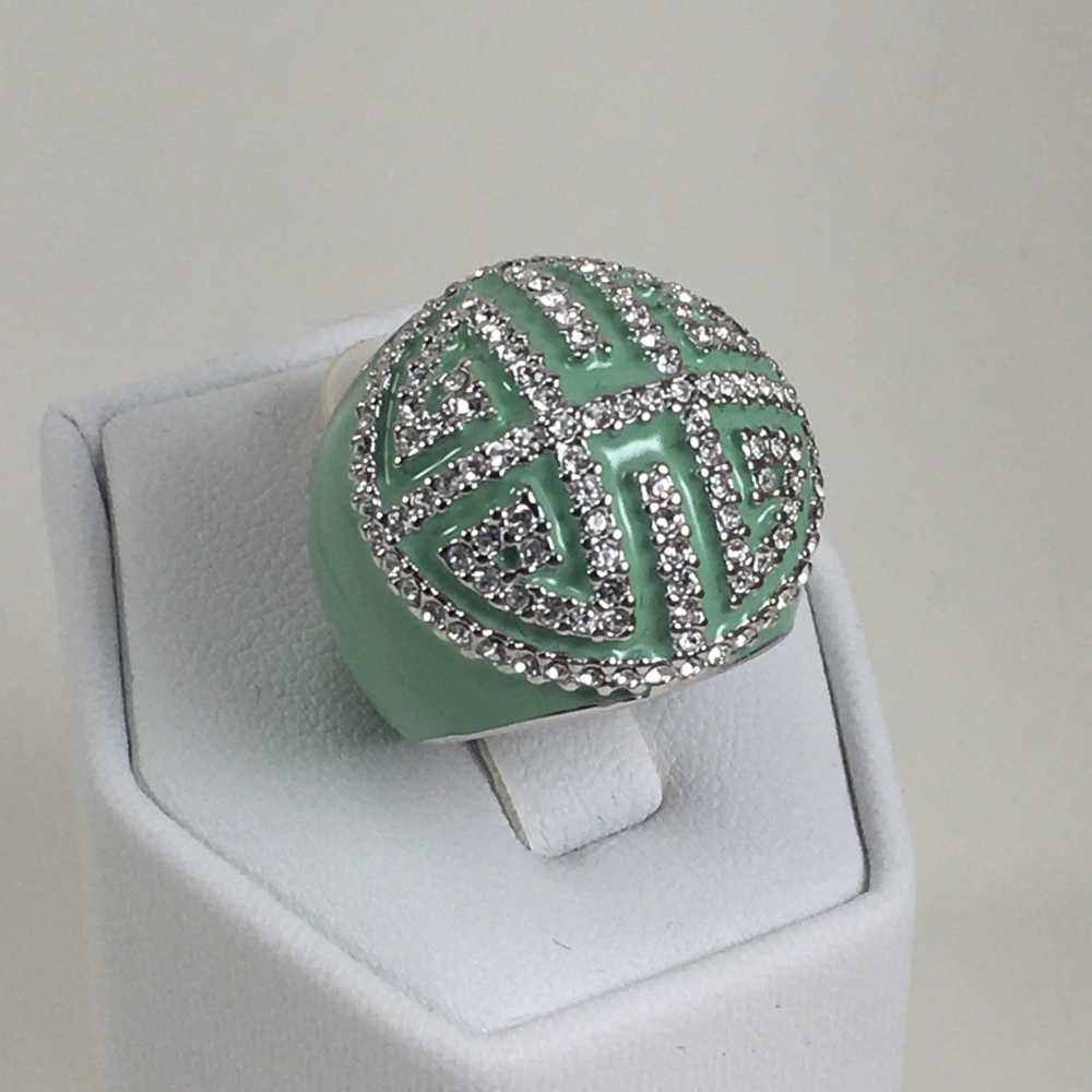 Green enamel coated ring with clear crystal design